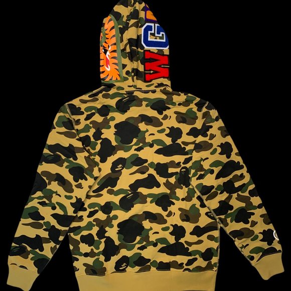 BAPE 1st Camo Shark Full Zip Hoodie Yellow - Picture 2 of 8